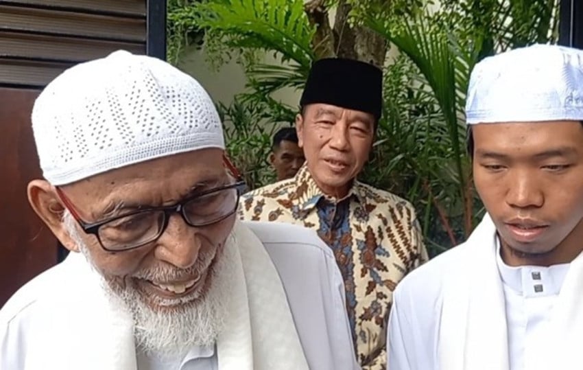Abu Bakar Ba’asyir 20 Menit di Rumah Jokowi: Saya Hanya Menasihati