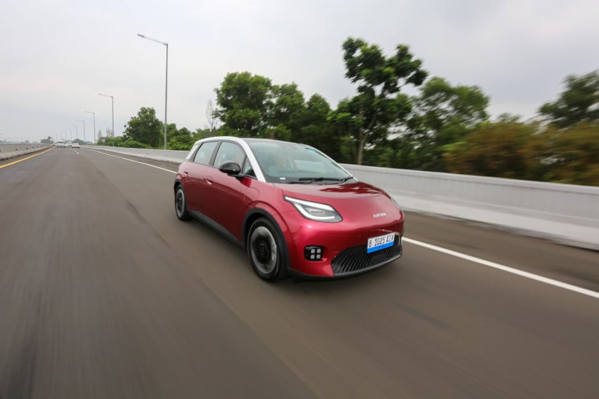 Menaklukkan Rute Jakarta-Bandung PP Hanya dengan Sekali Cas