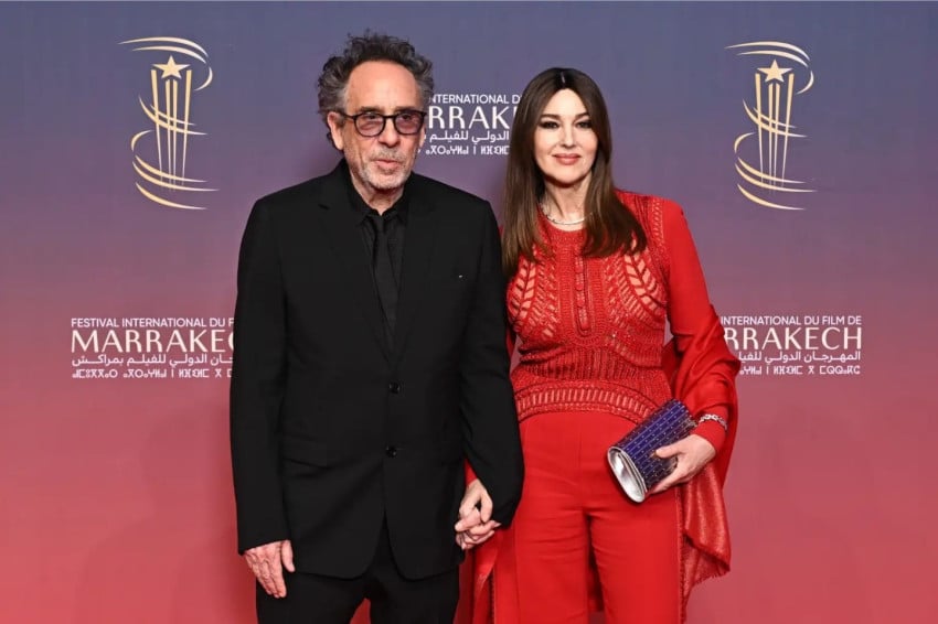 Tim Burton dan Monica Bellucci Berpisah setelah 3 Tahun Bersama