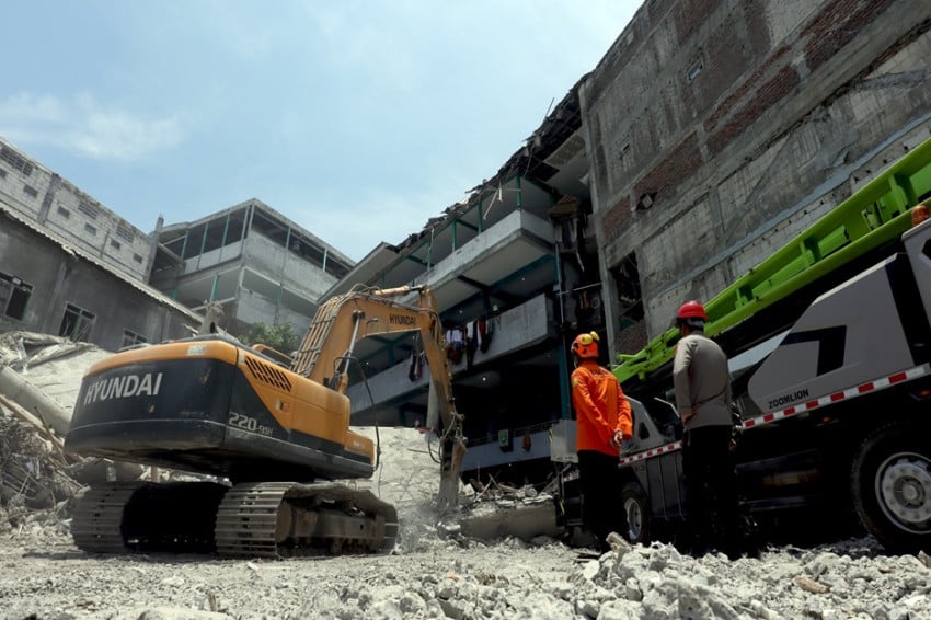 10 Korban Ambruknya Al-Khoziny Masih Dicari, Pembersihan Puing Masuk Tahap Akhir