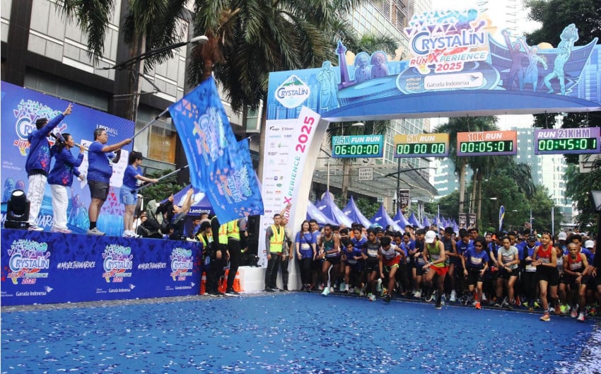 8 Ribu Peserta Ramaikan Ajang Lari Crystalin RunXperience 2025 Jakarta