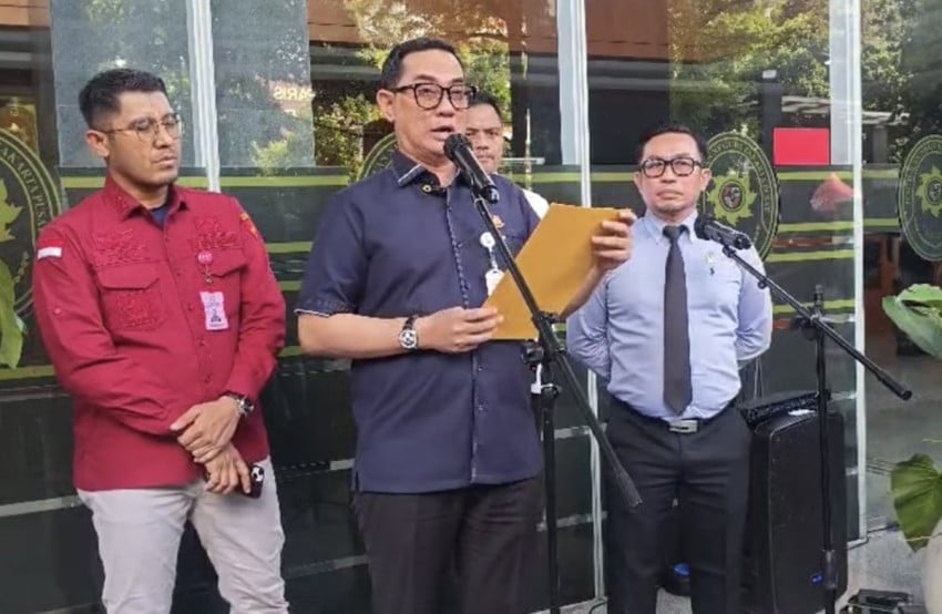 9 Tersangka Korupsi Minyak Mentah Termasuk Anak Riza Chalid Segera Diadili