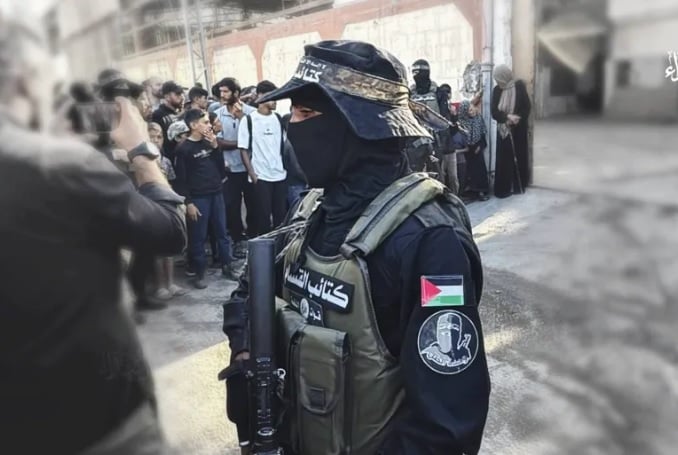 Brigade Al-Qassam Puji Unit Bayangan Rahasia setelah Serah Terima Tawanan Israel