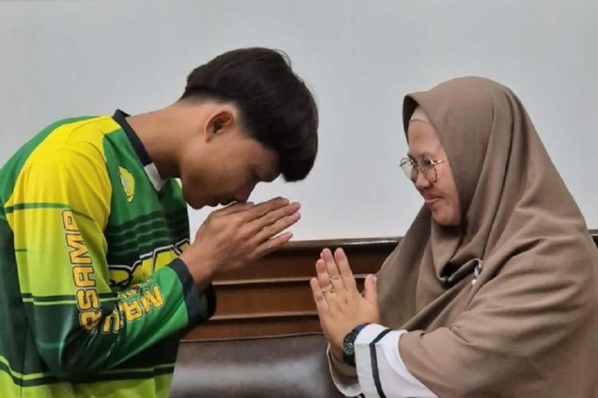 Kasus Penamparan Siswa Merokok Berakhir Damai, Dini Fitria Jadi Kepala Sekolah Lagi