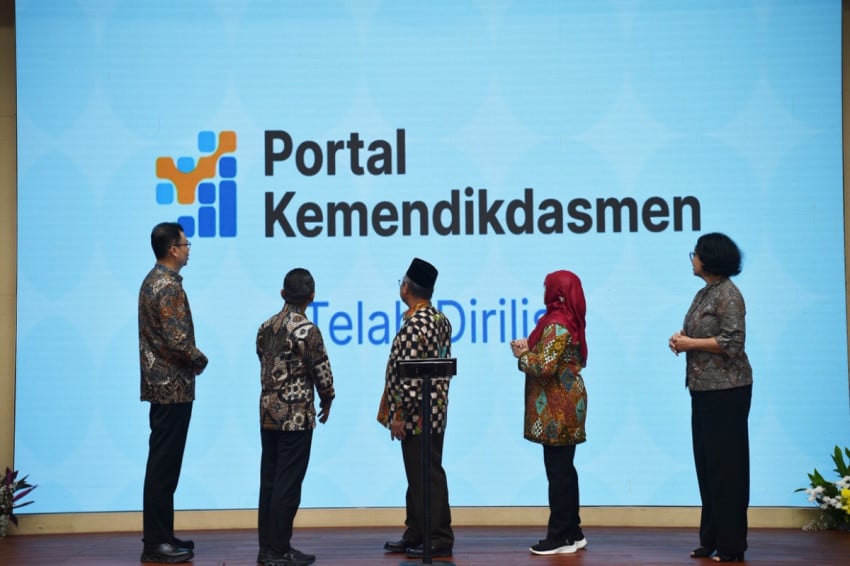 Mendikdasmen Luncurkan Portal Digital untuk Sederhanakan Birokrasi ASN Pendidikan