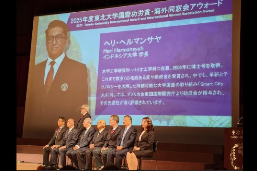 Rektor UI Raih Penghargaan dari Tohoku University Jepang: Pererat Kemitraan Strategis