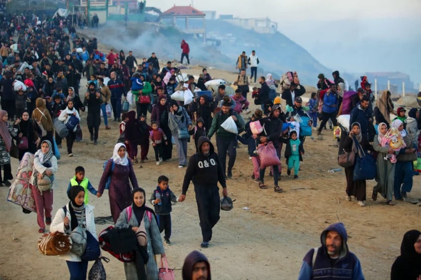 Ribuan Warga Palestina Memulai Perjalanan Pulang Seiring Gencatan Senjata Gaza