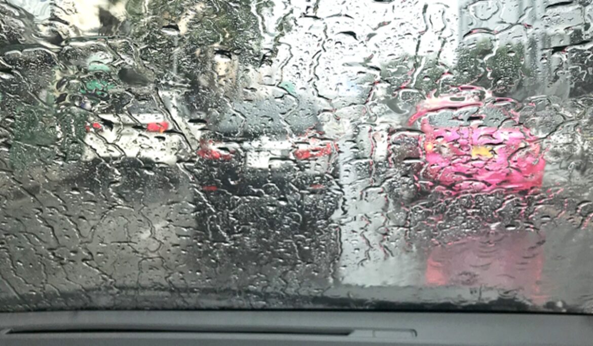 Prakiraan Cuaca Batam Hari Ini 15 Mei 2026, BMKG Hujan Disertai Petir Siang hingga Sore